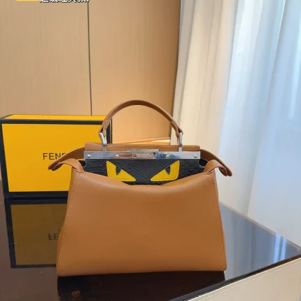 FENDI Peekaboo 001