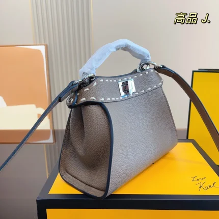 FENDI Peekaboo 005